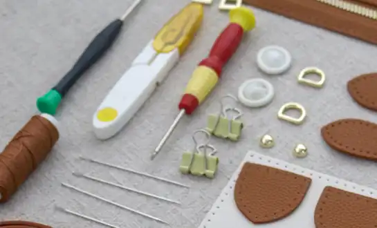 How do I start a patchwork leather project？-2