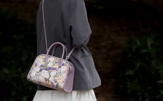 Crossbody Carry of the Lavender Floral Bag2