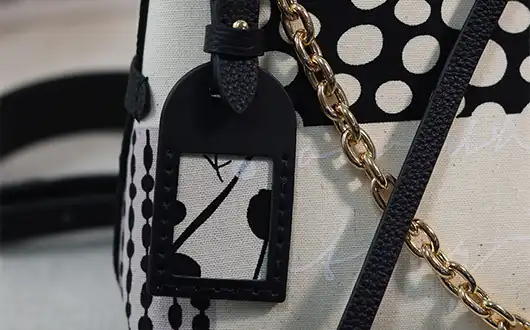 One-of-a-kind bags finished with leather and cloth kits