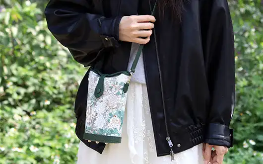 Crossbody bag made with Leather & Fabric Kits