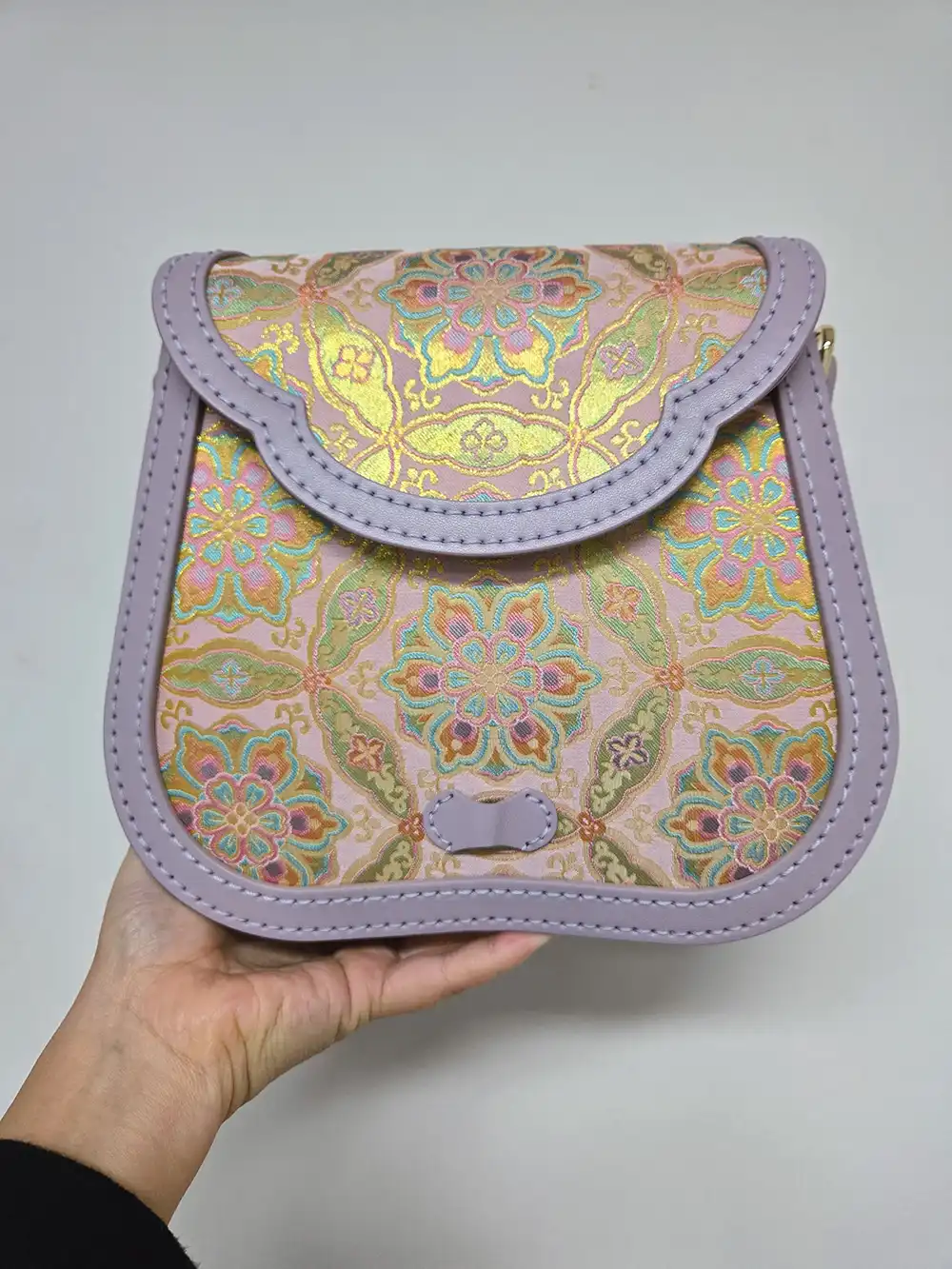 From Beginner to Pro: Mastering Patchwork Leather Techniques